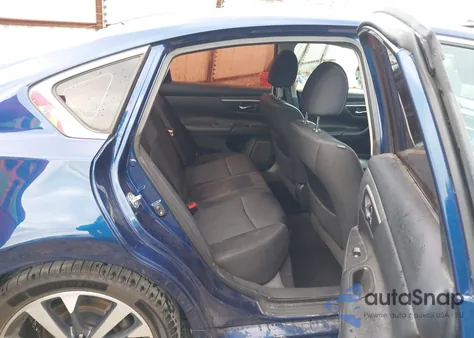 2017 Nissan Altima 2.5 Sr z USA, uszkodzony, nr VIN 1N4AL3AP4HC482142